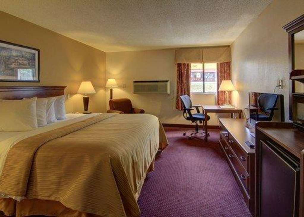 Quality Inn Auburn Campus Area I-85 Номер фото