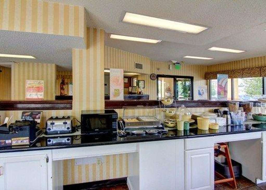 Quality Inn Auburn Campus Area I-85 Ресторан фото