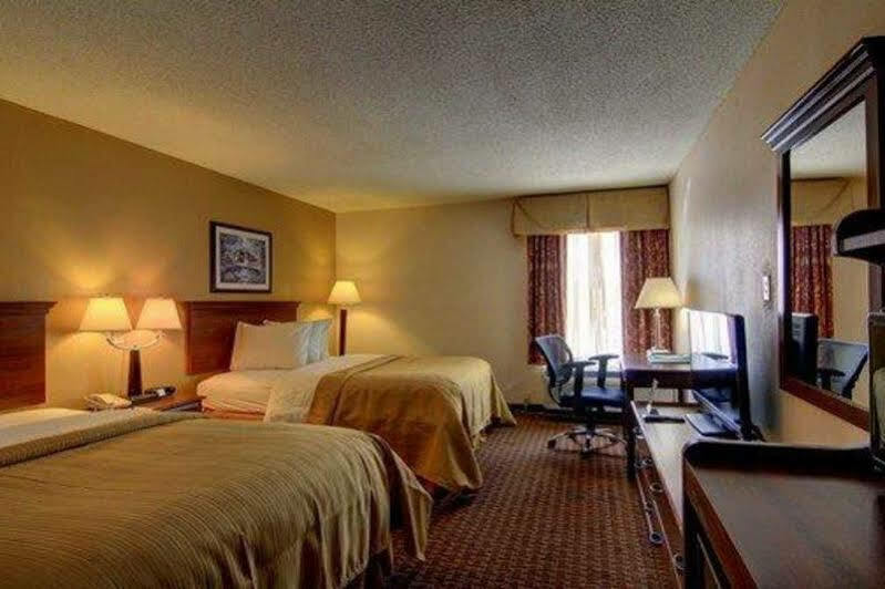 Quality Inn Auburn Campus Area I-85 Экстерьер фото